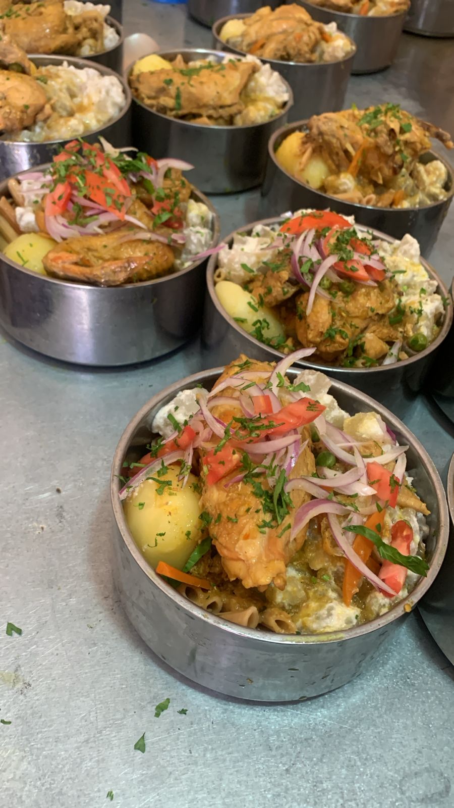 Ají de gallina en viandas