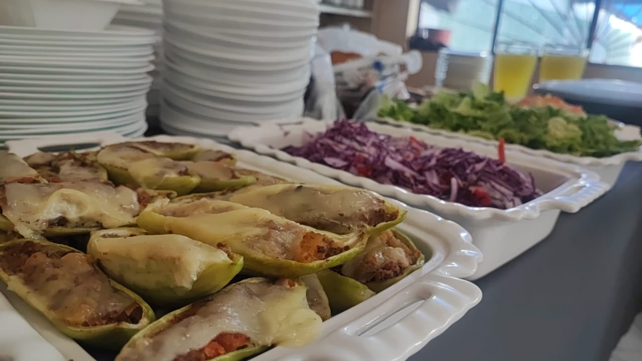 Pimientos rellenos buffet